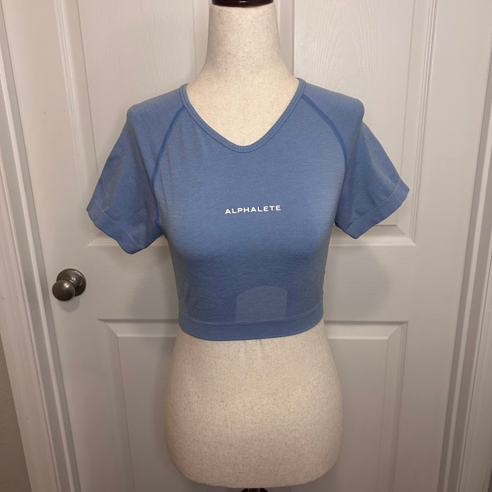 Alphalete Women's Small Athletics Blue Short Sleeve Cropped Top Workout Gym